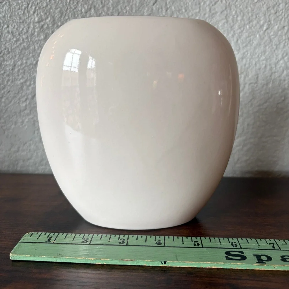 Yamaji Mid‎ Century Japan Iris Floral Porcelain Vase Blue Botanical Style